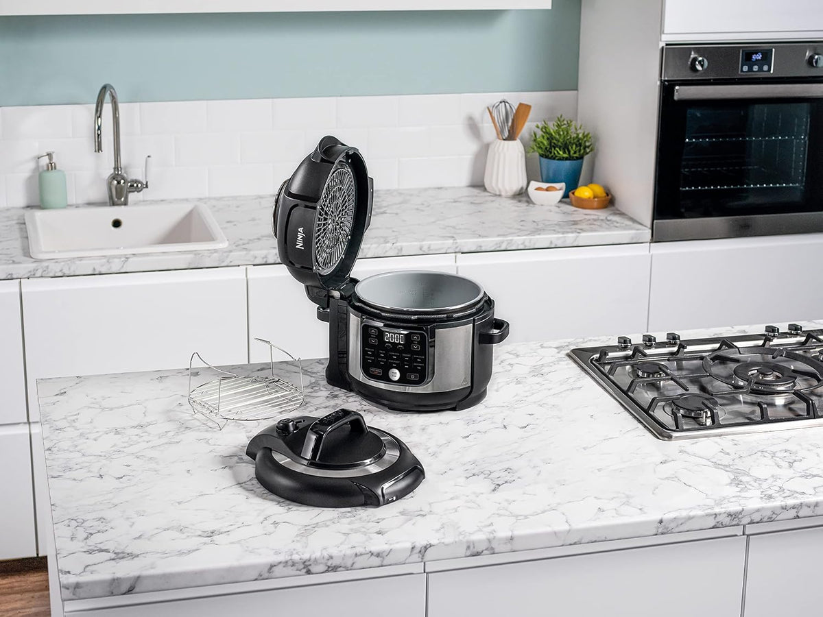 Ninja Foodi 11-in-1 Multi Cooker 6L – Pressure Cooker & Air Fryer - Excellent Condition