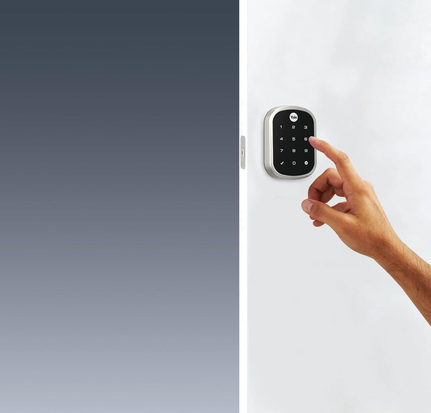 Yale Assure SL Smart Touchscreen Deadbolt Lock Satin Chrome with Yale Home Module - New Condition