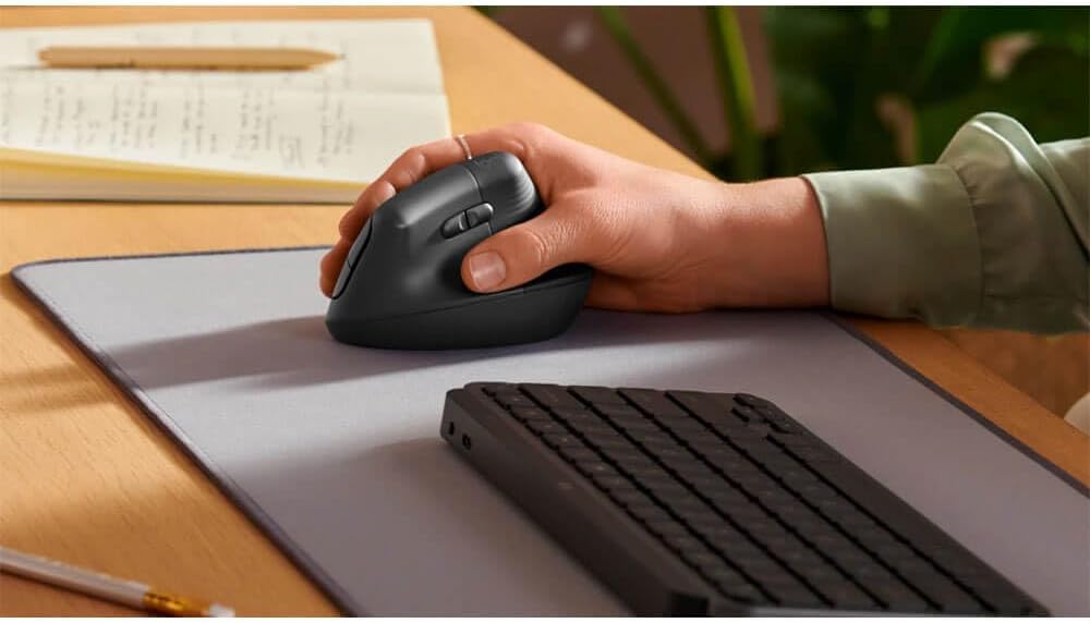 Logitech Lift Vertical Ergonomic Wireless Mouse – Graphite - New Condition