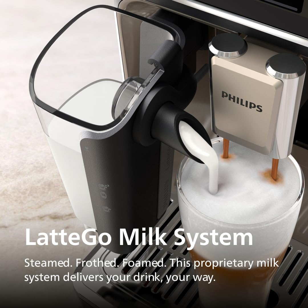 Philips 5500 Series Fully Automatic Espresso Machine with LatteGo – Black - Excellent Condition