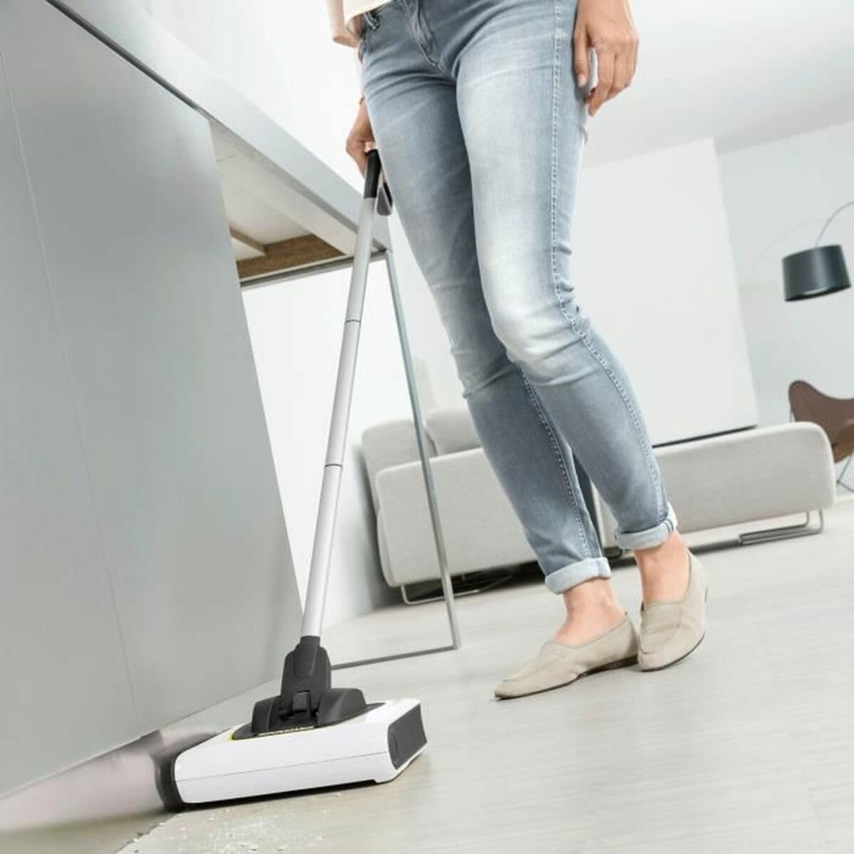 Kärcher KB 5 Cordless Electric Broom – White - New Condition