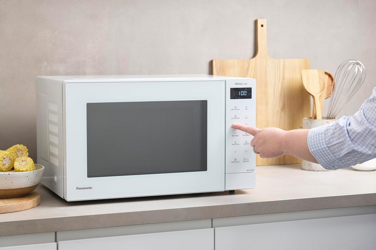 Panasonic NN-ST64QWQPQ 32L 1100W Inverter Microwave Oven - Excellent Condition