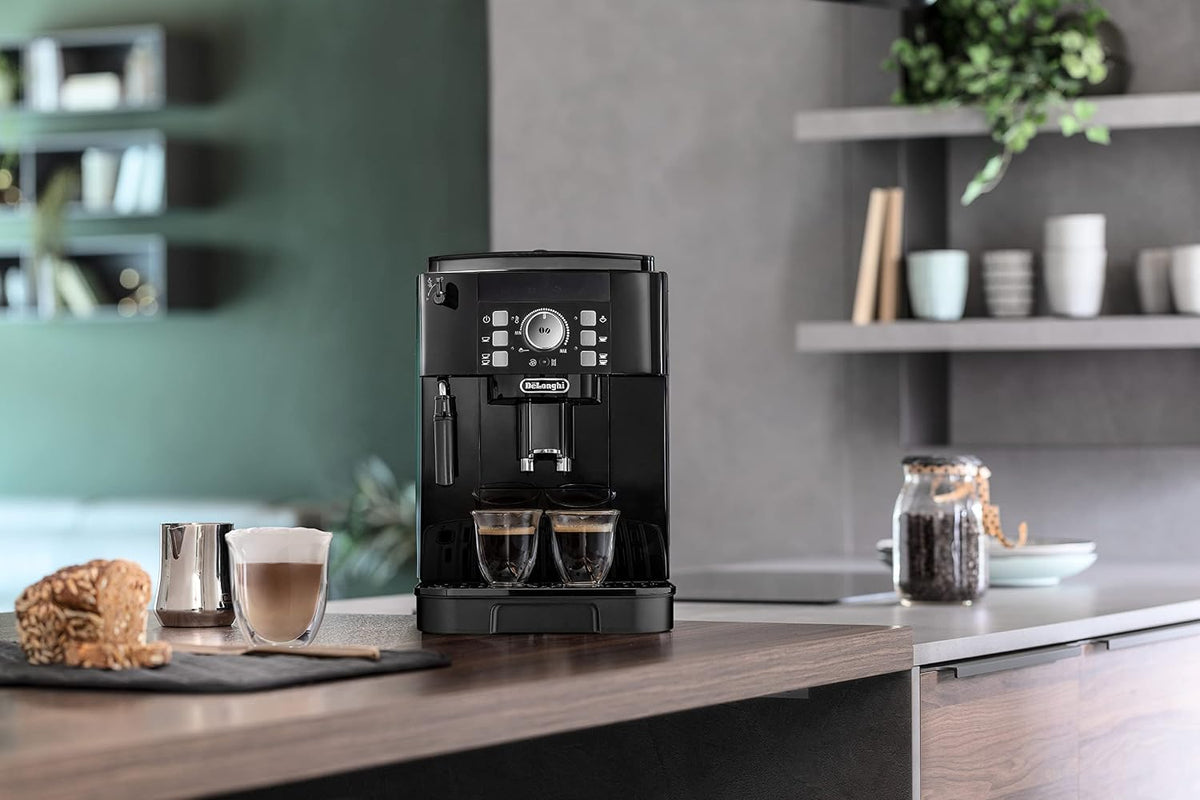 De'Longhi Magnifica S ECAM12.122.B Automatic Bean-to-Cup Coffee Machine – Black - Excellent Condition