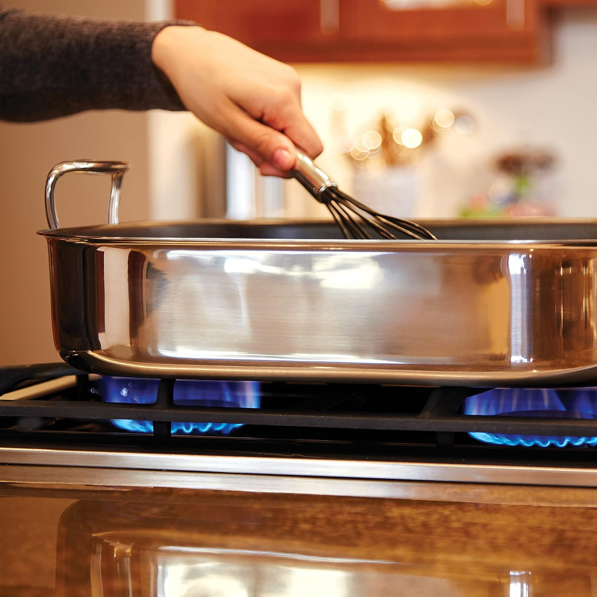 All-Clad Stainless Steel Roaster with Nonstick Rack 16-Inch - New Condition