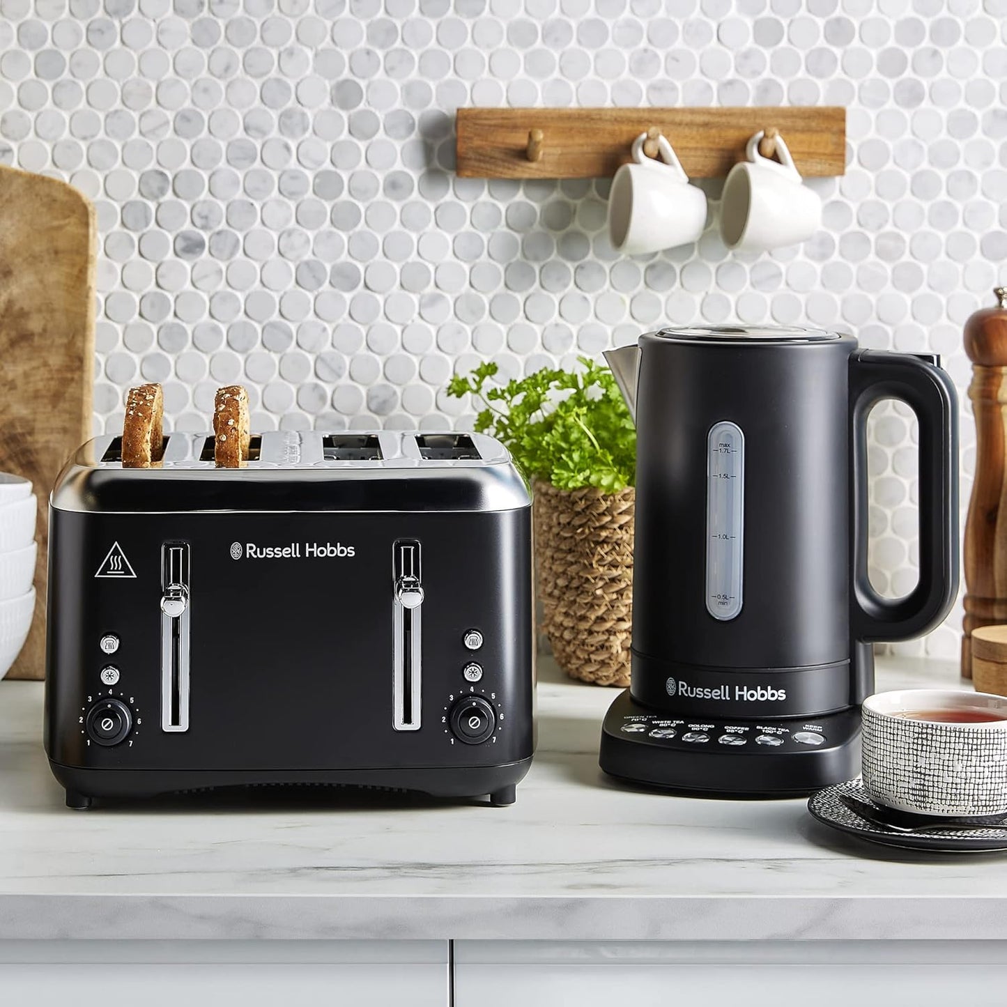 Russell Hobbs Addison RHT514BLK 4 Slice Toaster with Dual Controls - New Condition