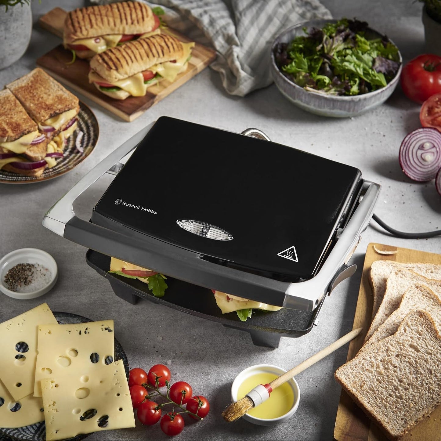 Russell Hobbs RHSP801BLK 2100W Sandwich Press with Non-Stick Plates - New Condition