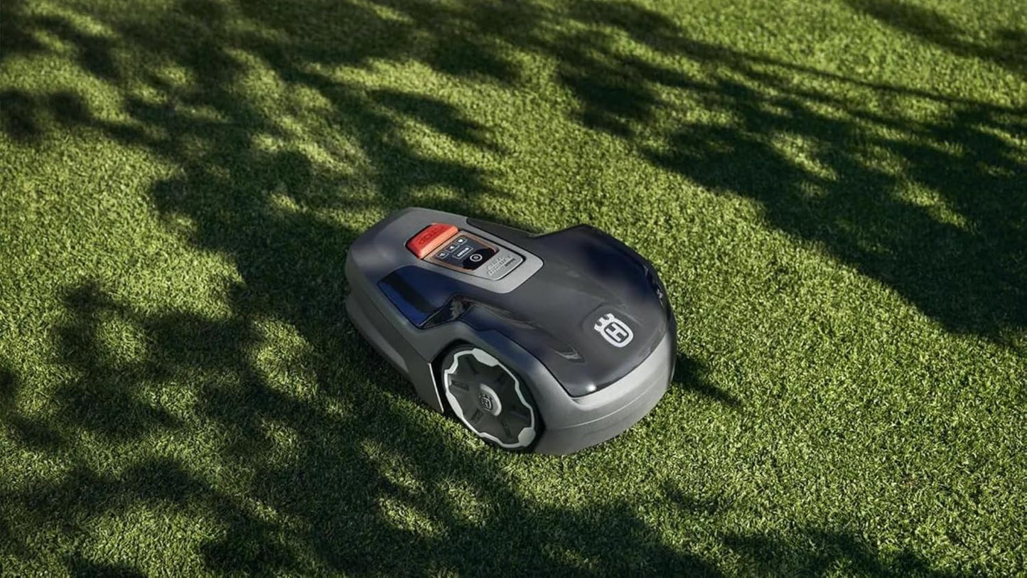Husqvarna Automower Aspire R4 Robot Lawnmower for lawns up to 400 m² - Excellent Condition