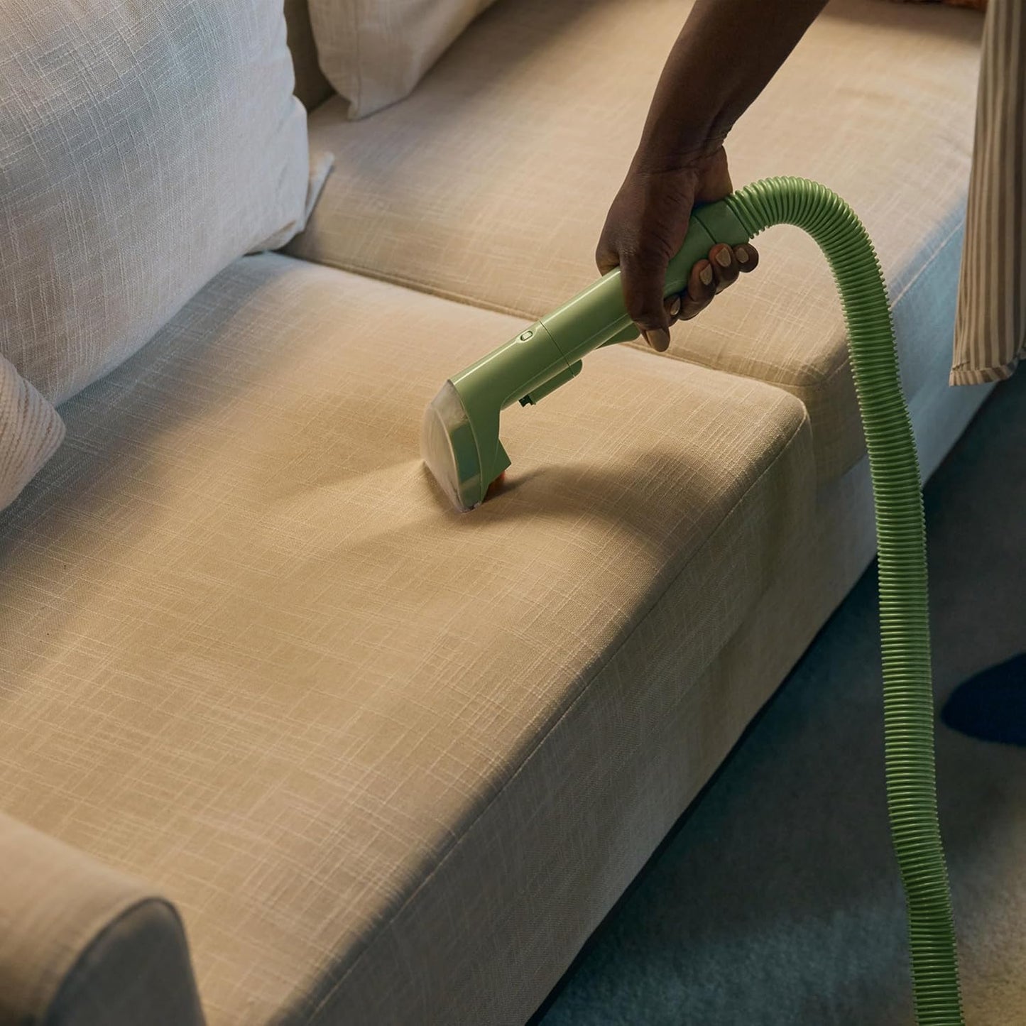 BISSELL Little Green Portable Carpet and Upholstery Cleaner 4098F Green - Excellent Condition