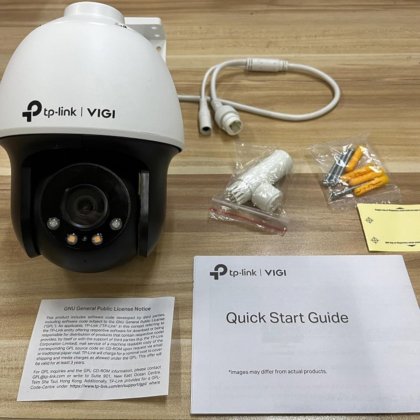 TP-Link VIGI C540 4MP Smart Outdoor Pan/Tilt Security Camera - New Condition