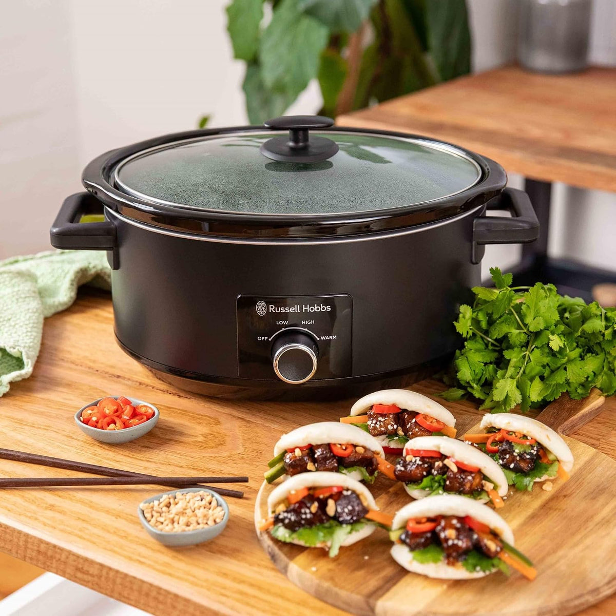 Russell Hobbs RHSC7 7L Slow Cooker with Ceramic Bowl – Matte Black - Excellent Condition